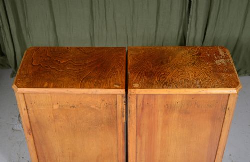 A PAIR OF ART DECO ASH BEDSIDE TABLES C1935 - ADDITIONAL PHOTO 5