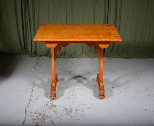 A VICTORIAN SATINWOOD TABLE ON LYRE SUPPORTS C1860 - ADDITIONAL PHOTO 2