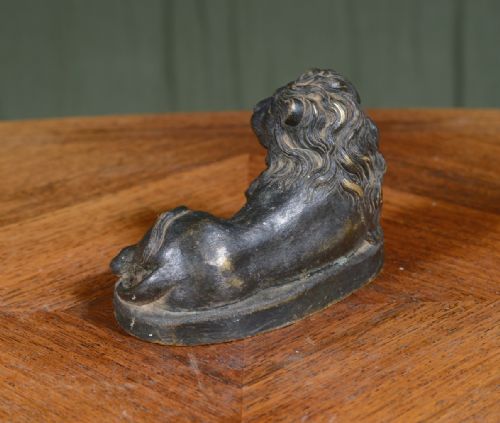 A REGENCY BRONZE SCULPTURE OF A RECUMBENT LION C1820 - ADDITIONAL PHOTO 5