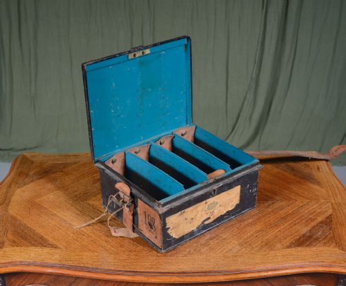 MAJOR JW JENNINGS'S ANGLO INDIAN JAPANNED TIN CARTRIDGE MAGAZINE BY ALLIBHOY VALLIJEE C1890 - ADDITIONAL PHOTO 8