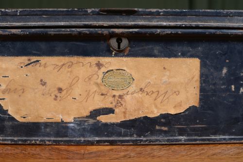 MAJOR JW JENNINGS'S ANGLO INDIAN JAPANNED TIN CARTRIDGE MAGAZINE BY ALLIBHOY VALLIJEE C1890 - ADDITIONAL PHOTO 11