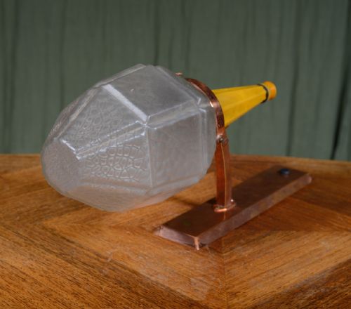 AN ART DECO OLYMPIC TORCH COPPER BAKELITE AND GLASS WALL LIGHT C1930 - ADDITIONAL PHOTO 3