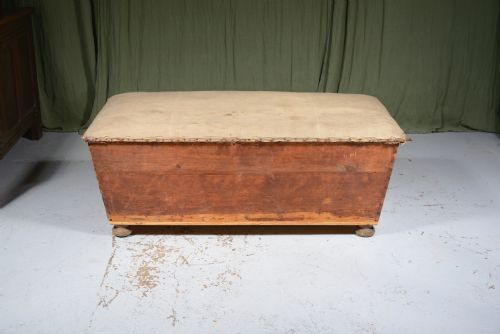 A LARGE VICTORIAN BOX OTTOMAN FOR UPHOLSTERY C1850 - ADDITIONAL PHOTO 3