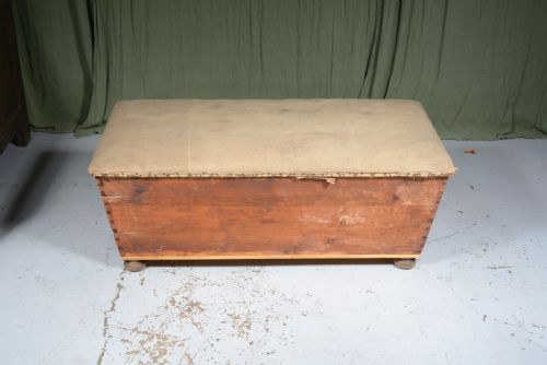A LARGE VICTORIAN BOX OTTOMAN FOR UPHOLSTERY C1850 - ADDITIONAL PHOTO 6
