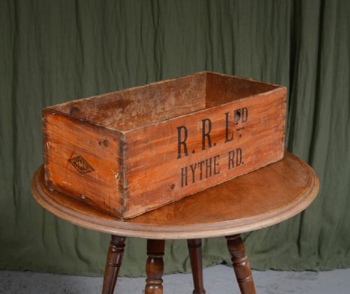 a rolls royce factory hythe road willesden junction parts box c1940's - CATEGORY: ANTIQUE BOXES - DATED 1940