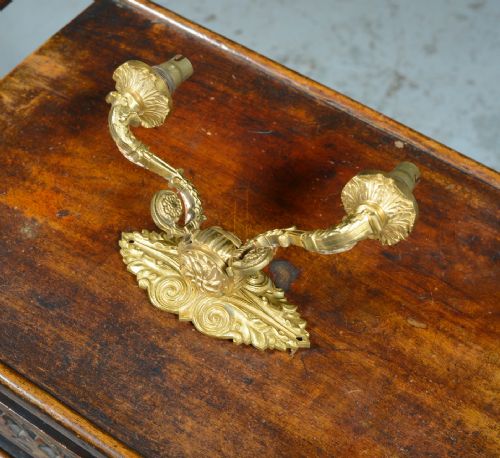 a gilt brass double wall sconce c1900 - CATEGORY: ANTIQUE LIGHTING - DATED 1900