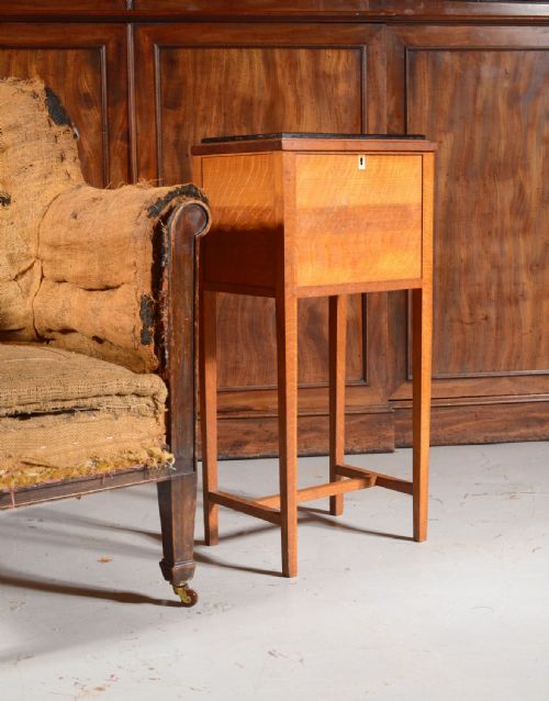 AN ARTS AND CRAFTS COTSWOLD SCHOOL PARQUETRY INLAID OAK AND SPECIMEN WOOD WORK TABLE C1910 - ADDITIONAL PHOTO 2