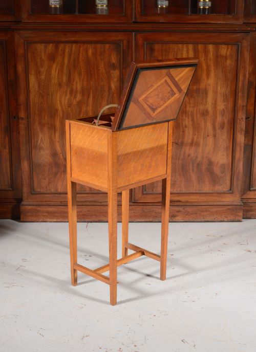 AN ARTS AND CRAFTS COTSWOLD SCHOOL PARQUETRY INLAID OAK AND SPECIMEN WOOD WORK TABLE C1910 - ADDITIONAL PHOTO 9