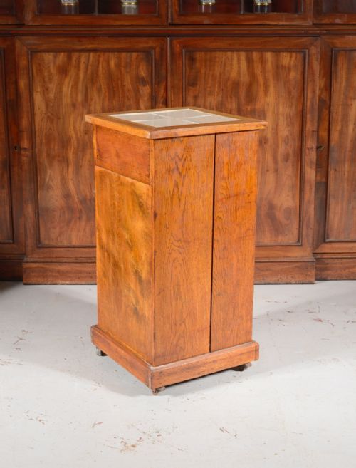 A VICTORIAN OAK TILE TOPPED KITCHEN ISLAND CUPBOARD C1900 - ADDITIONAL PHOTO 3