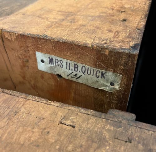 A GEORGE III MAHOGANY BREAKFRONT BOOKCASE C1780 - ADDITIONAL PHOTO 19