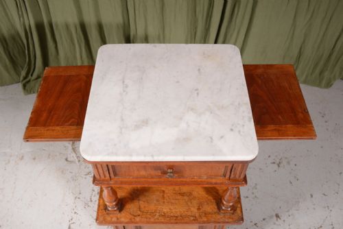 A MARBLE TOPPED WALNUT BEDSIDE OR SIDE TABLE BY GUSTAV KNAUER BERLIN C1870 - ADDITIONAL PHOTO 3
