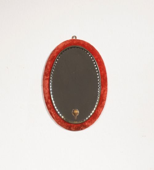 A VICTORIAN OVAL VELVET MOUNTED SORCERERS MIRROR WITH SCONCE C1890 - ADDITIONAL PHOTO 1