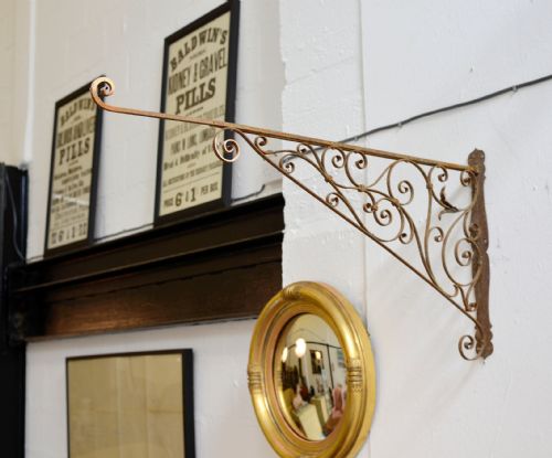 a victorian wrought iron bracket c1870 - CATEGORY: ANTIQUE MISCELLANEOUS - DATED 19TH CENTURY