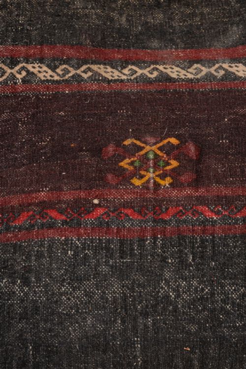 AN ANTIQUE AFGHAN KILIM CARPET CUSHION C1920 - ADDITIONAL PHOTO 4
