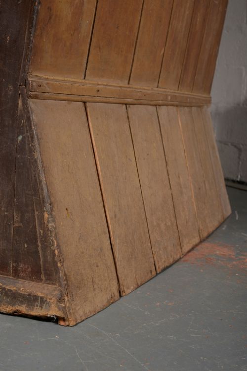 A GEORGE III WEST COUNTRY ELM AND PAINTED PINE TAVERN OR PUB SETTLE C17801810 - ADDITIONAL PHOTO 7