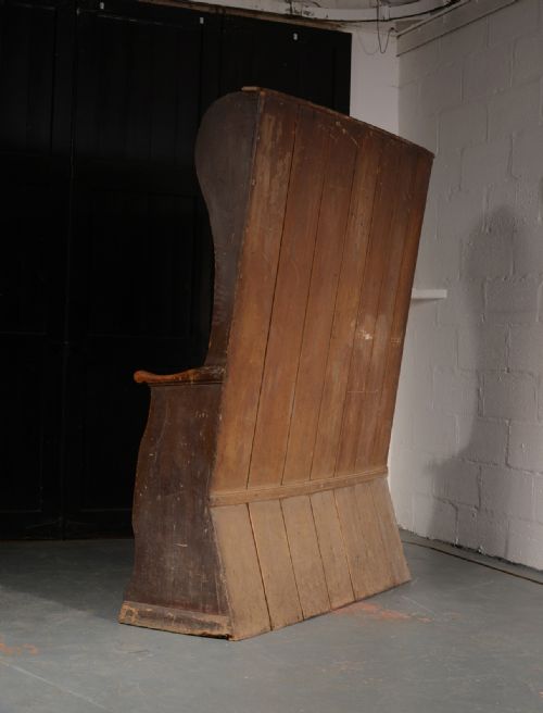 A GEORGE III WEST COUNTRY ELM AND PAINTED PINE TAVERN OR PUB SETTLE C17801810 - ADDITIONAL PHOTO 8
