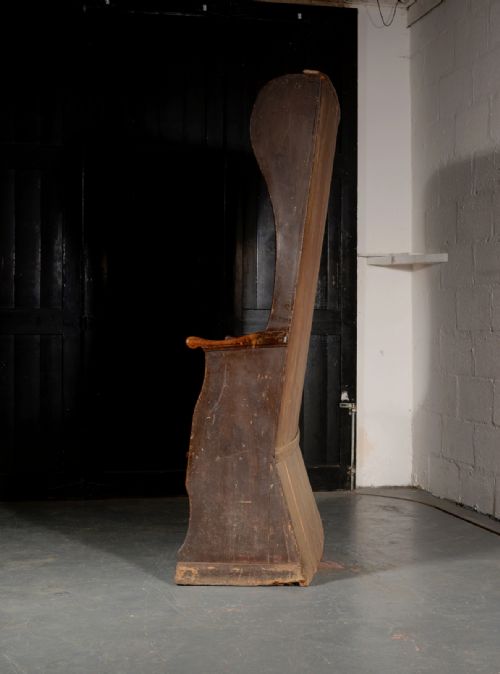 A GEORGE III WEST COUNTRY ELM AND PAINTED PINE TAVERN OR PUB SETTLE C17801810 - ADDITIONAL PHOTO 9