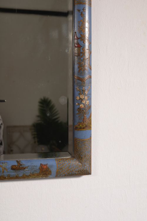 A LIGHT BLUE LACQUER CHINOISERIE WALL MIRROR C1920 - ADDITIONAL PHOTO 2