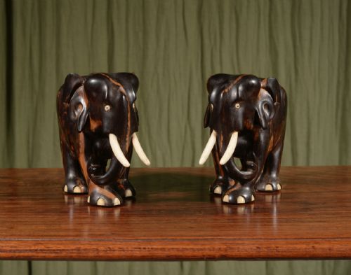 A PAIR OF CEYLONESE MACASSAR EBONY AND BONE ELEPHANTS C1930 - ADDITIONAL PHOTO 1