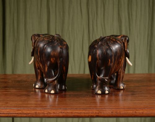 A PAIR OF CEYLONESE MACASSAR EBONY AND BONE ELEPHANTS C1930 - ADDITIONAL PHOTO 2