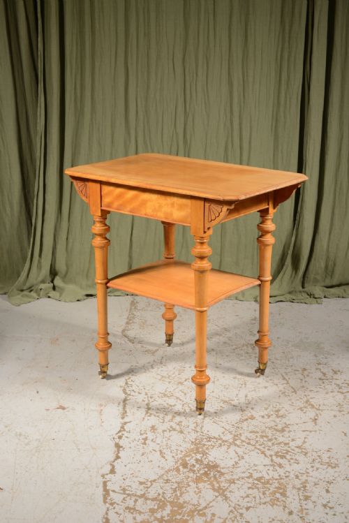 A VICTORIAN SATIN BIRCH TABLE ATTRIBUTED TO HOLLAND SONS C1870 - ADDITIONAL PHOTO 4