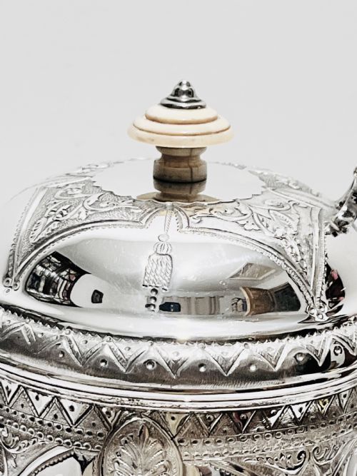 VICTORIAN SILVER PLATED LIDDED BEER TANKARD OR CIDER JUG - ADDITIONAL PHOTO 4