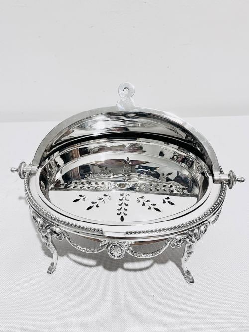 VICTORIAN SILVER PLATED ROLLOVER OVAL BUTTER DISH WITH HOOF FEET BELOW FIGURAL RAMS HEADS - ADDITIONAL PHOTO 6