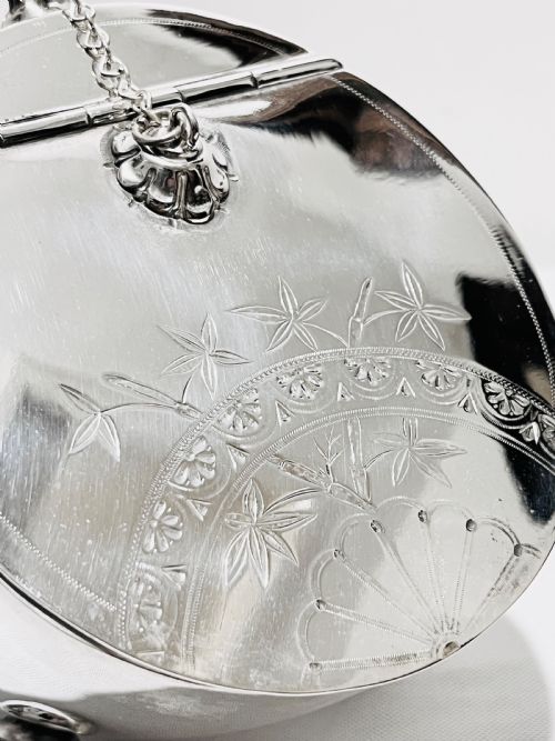 UNUSUAL VICTORIAN SILVER PLATED MECHANICAL BISCUIT BOX - ADDITIONAL PHOTO 2