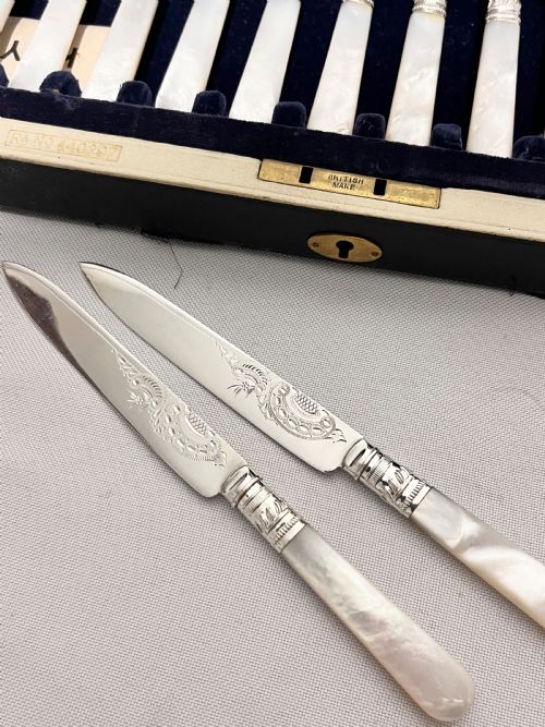 ANTIQUE SILVER PLATED AND MOTHER OF PEARL HANDLED FRUIT KNIVES FORKS C1880 - ADDITIONAL PHOTO 2