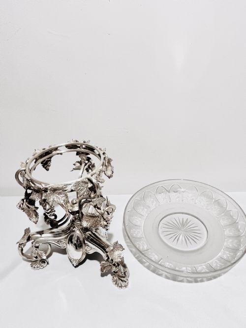 SMART ANTIQUE SILVER PLATED CENTREPIECE C1880 WITH DIAMOND REGISTRATION KITE MARK - ADDITIONAL PHOTO 2