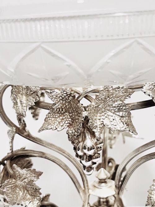 SMART ANTIQUE SILVER PLATED CENTREPIECE C1880 WITH DIAMOND REGISTRATION KITE MARK - ADDITIONAL PHOTO 4