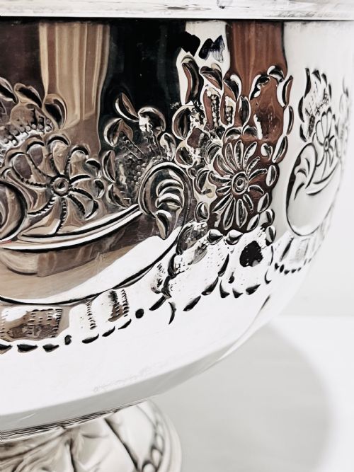 VERY LARGE SILVER PLATED PUNCH BOWL C1940 - ADDITIONAL PHOTO 1