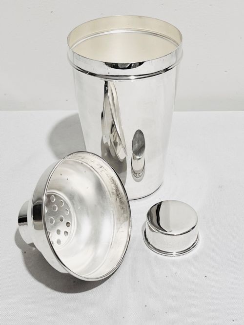 SILVER PLATED COCKTAIL SHAKER C1940 BY PH VOGEL - ADDITIONAL PHOTO 1