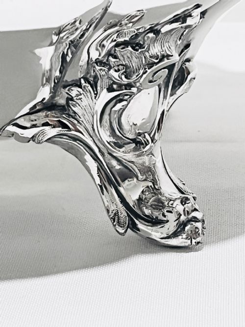 VICTORIAN ANTIQUE SILVER PLATED SOUP TUREEN C1860 - ADDITIONAL PHOTO 1