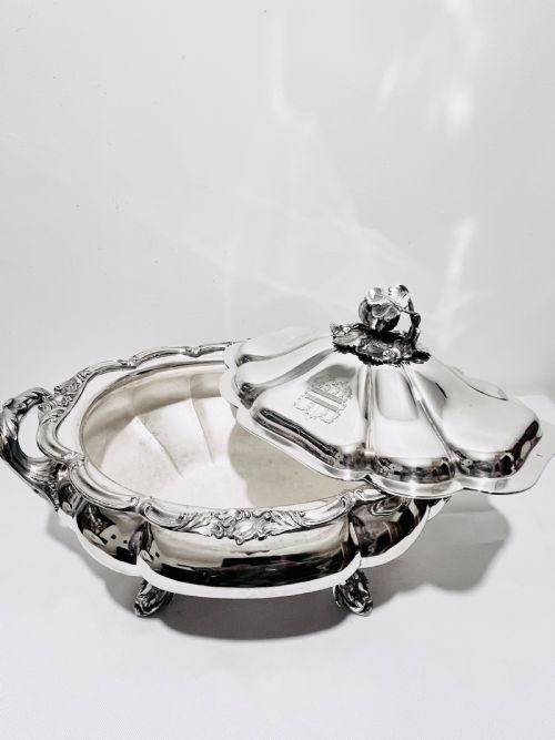 VICTORIAN ANTIQUE SILVER PLATED SOUP TUREEN C1860 - ADDITIONAL PHOTO 6