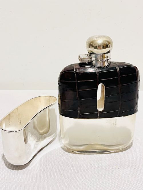 ANTIQUE SILVER PLATED AND CROCODILE SKIN HIP FLASK C1900 - ADDITIONAL PHOTO 2