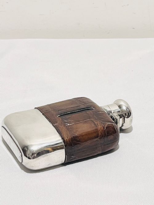 ANTIQUE SILVER PLATED AND CROCODILE SKIN HIP FLASK C1900 - ADDITIONAL PHOTO 1