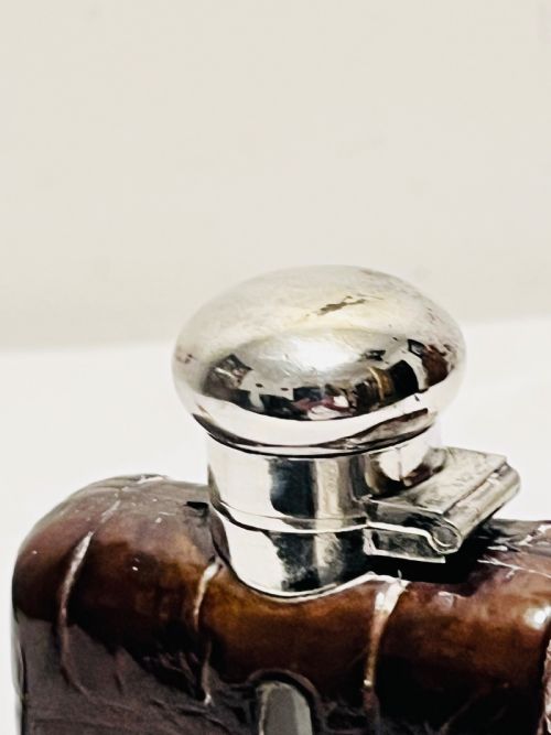 ANTIQUE SILVER PLATED AND CROCODILE SKIN HIP FLASK C1900 - ADDITIONAL PHOTO 3