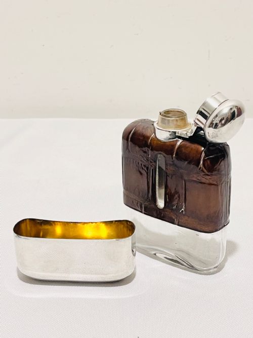 ANTIQUE SILVER PLATED AND CROCODILE SKIN HIP FLASK C1900 - ADDITIONAL PHOTO 4