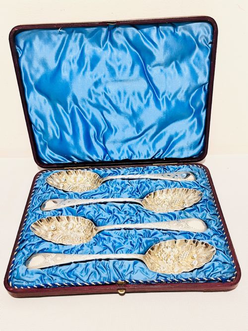 antique silver plated fruit serving spoons c1880 by walker hall - CATEGORY: ANTIQUE SILVER - DATED 1880