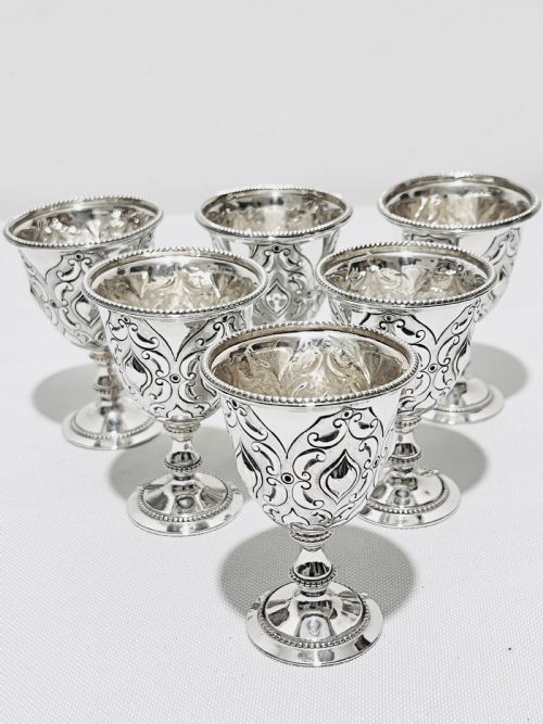 ANTIQUE SILVER PLATED 6 EGG CRUET BY MARTIN HALL CO C1880 - ADDITIONAL PHOTO 5