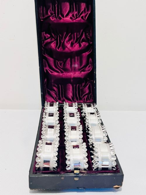 SET OF 12 BOXED ANTIQUE SILVER PLATED NAPKIN RINGS C1900 - ADDITIONAL PHOTO 1