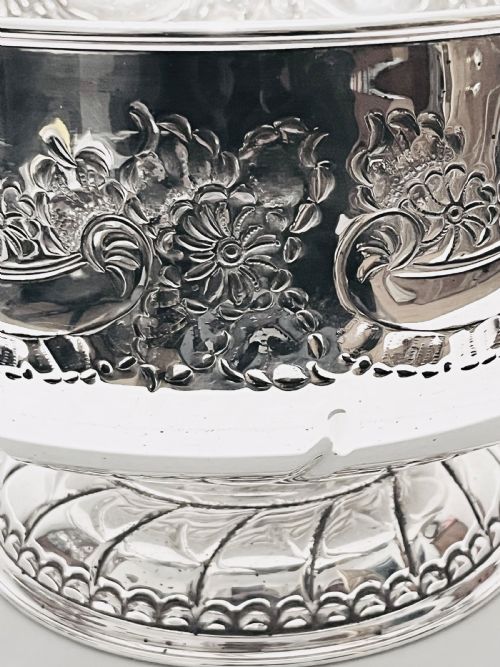 VINTAGE C1940 LARGE SILVER PLATED PUNCH BOWL - ADDITIONAL PHOTO 2