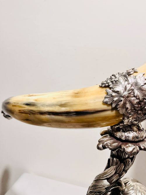 MAGNIFICENT PAIR SILVER PLATED MOUNTED COW HORNS C1900 - ADDITIONAL PHOTO 3