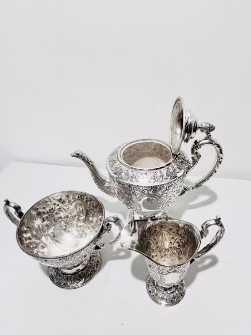 HANDSOME ANTIQUE SILVER PLATED TEA SET WITH ACORN FINIAL C1880 - ADDITIONAL PHOTO 4