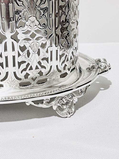 ANTIQUE SILVER PLATED OVAL BISCUIT BOX WITH ORIGINAL LINER C1880 - ADDITIONAL PHOTO 1