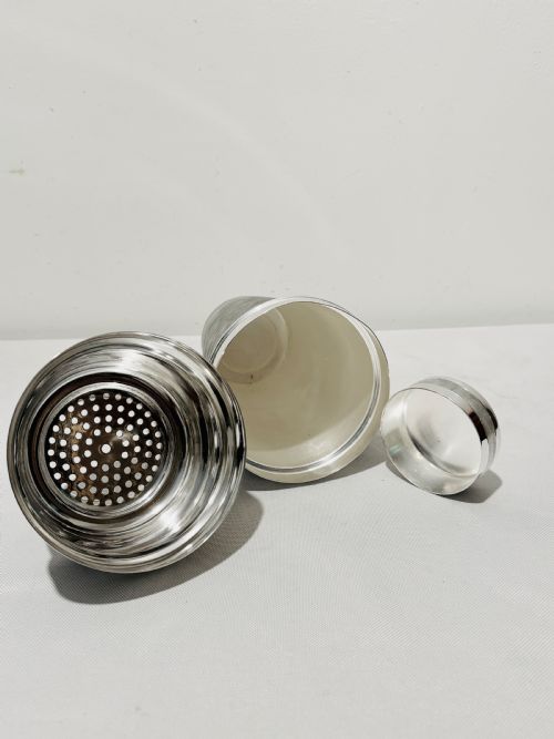 LARGE ANTIQUE SILVER PLATED ENGINE TURNED COCKTAIL SHAKER C1920 - ADDITIONAL PHOTO 5