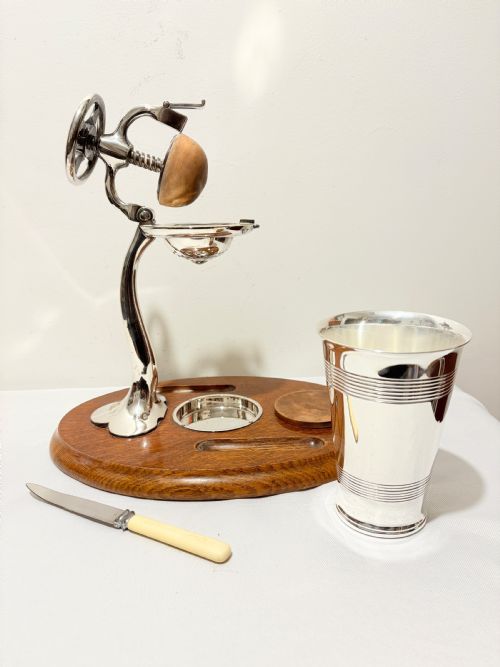 ANTIQUE SILVER PLATED AND OAK LEMON SQUEEZER OR JUICER C1890 - ADDITIONAL PHOTO 5