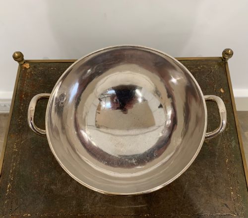 IMPRESSIVE 19THC SILVER PLATED TWO HANDLED TUREEN OR PUNCH BOWL BY DANIEL AND ARTER OF BIRMINGHAM PLUS SERVING LADLE - ADDITIONAL PHOTO 4