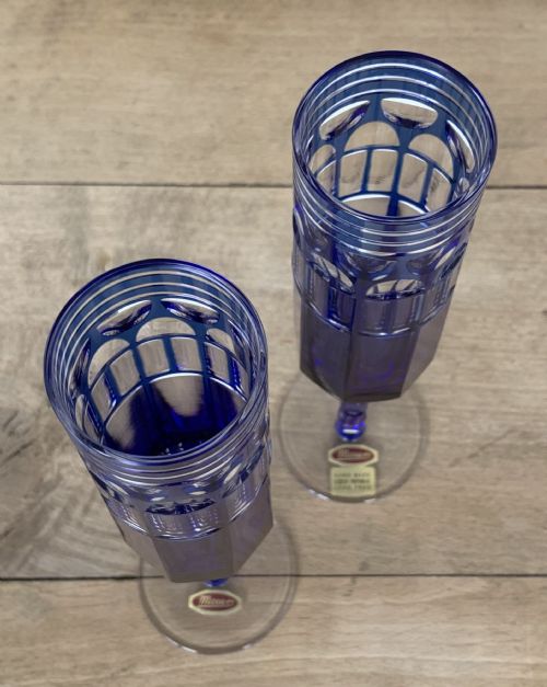 EXCEPTIONALLY FINE AND RARE PAIR OF MOSER CRYSTAL CHAMPAGNE FLUTES DESIGNED BY OTTO PRUTSCHER 18801949 WIENER WERKSTTTE DESIGN CLASSICS - ADDITIONAL PHOTO 4
